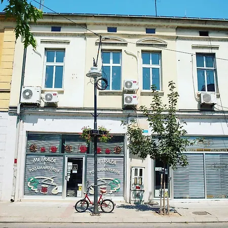 Stari Apartment